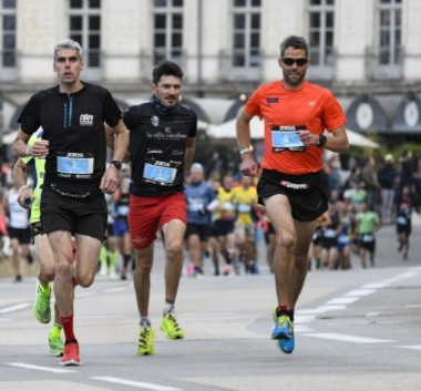 3 coureurs au marathon de Vannes